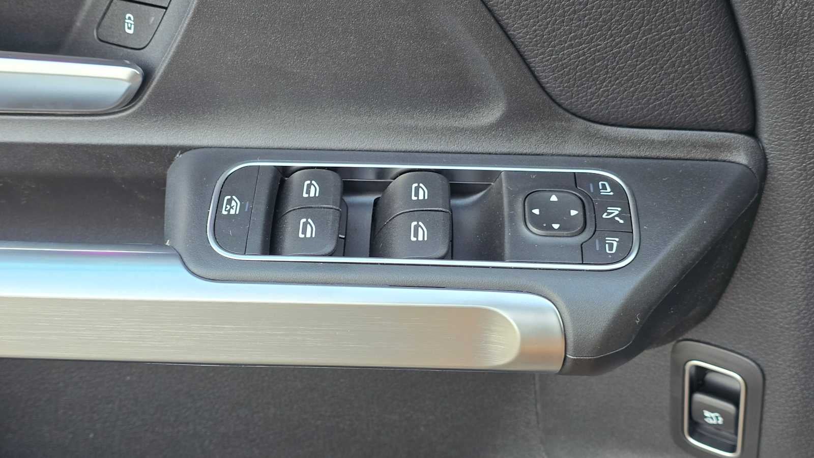 2026 Mercedes-Benz GLB GLB 250