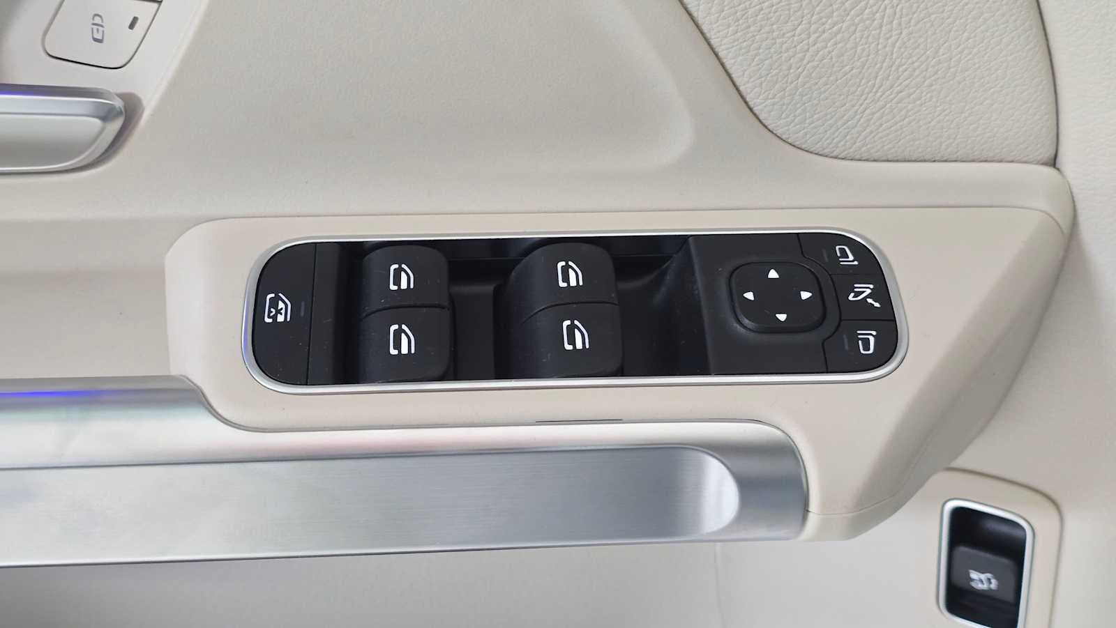 2026 Mercedes-Benz GLB 250 4MATIC® SUV