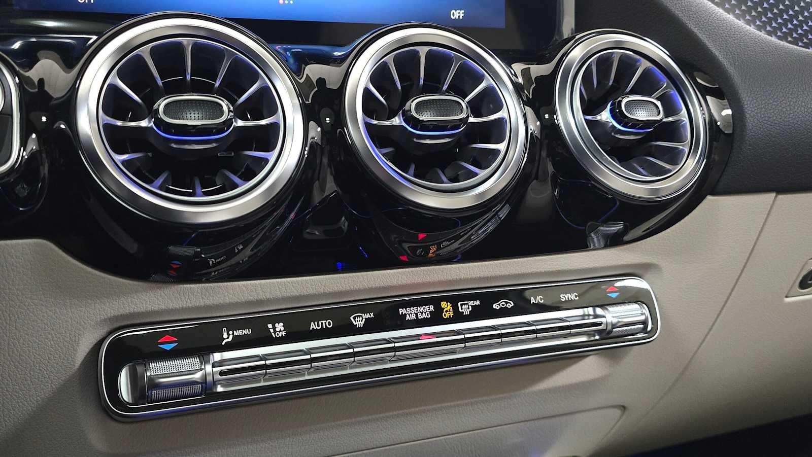 2026 Mercedes-Benz GLA 250 4MATIC® SUV