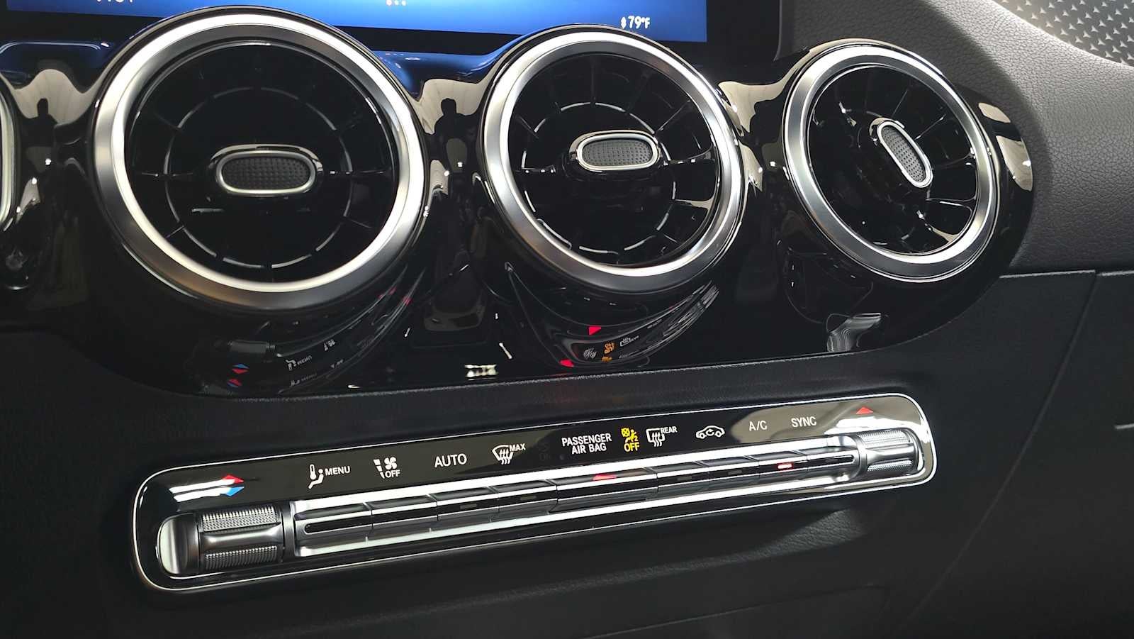 2026 Mercedes-Benz GLA 250 4MATIC® SUV