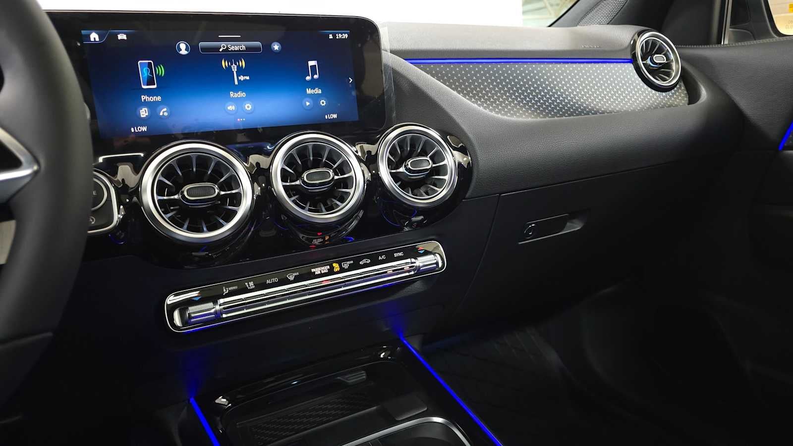 2026 Mercedes-Benz GLA 250 4MATIC® SUV