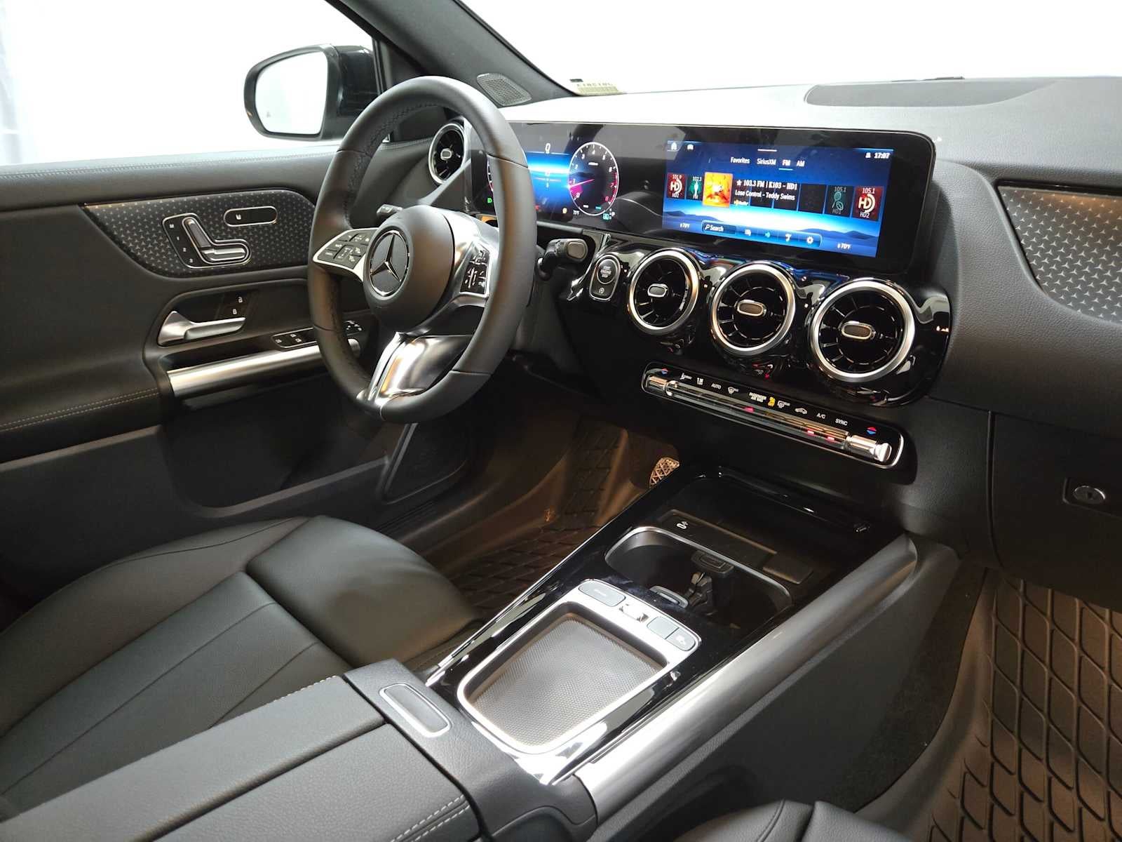2026 Mercedes-Benz GLA 250 4MATIC® SUV