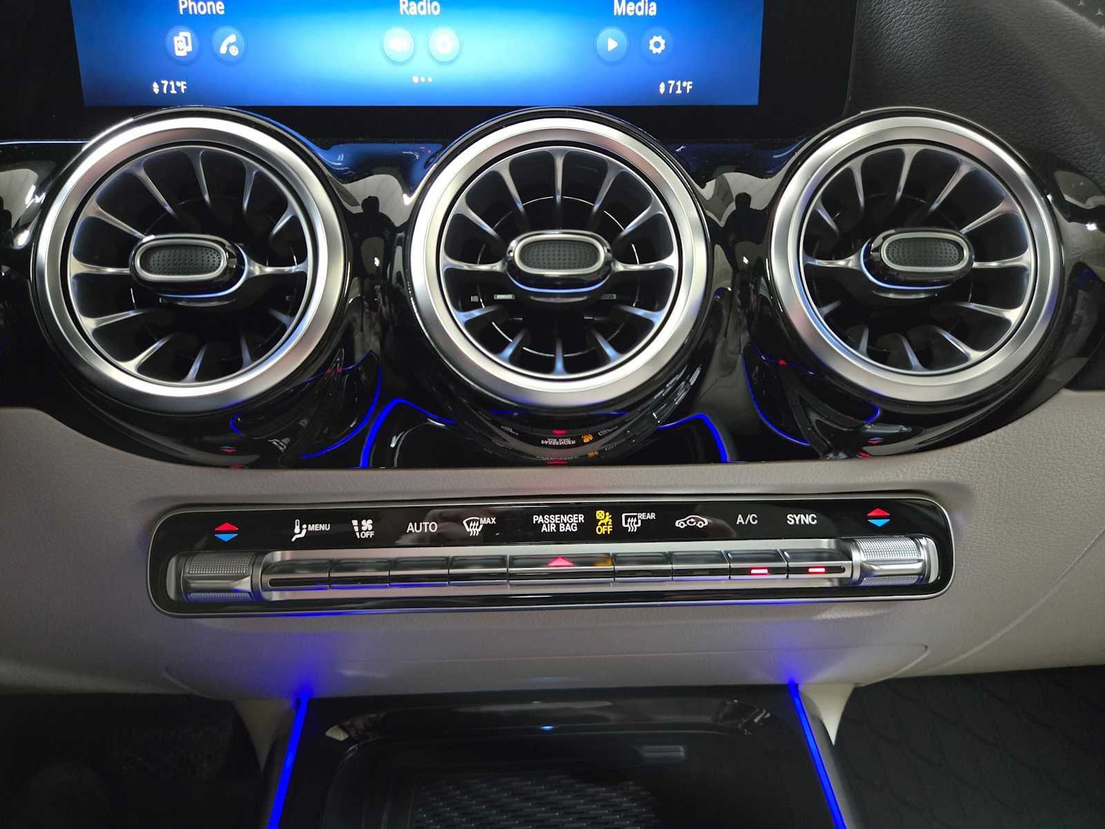 2026 Mercedes-Benz GLA 250 4MATIC® SUV