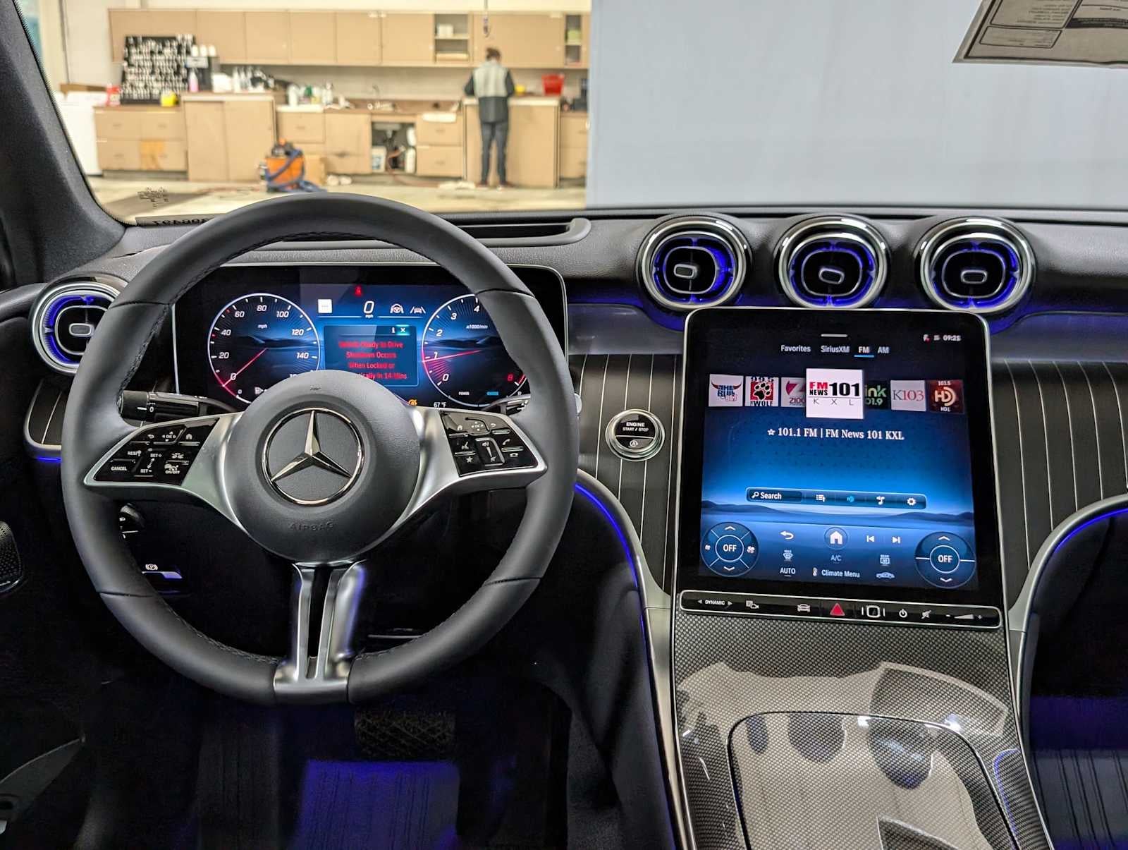 2025 Mercedes-Benz GLC GLC 300