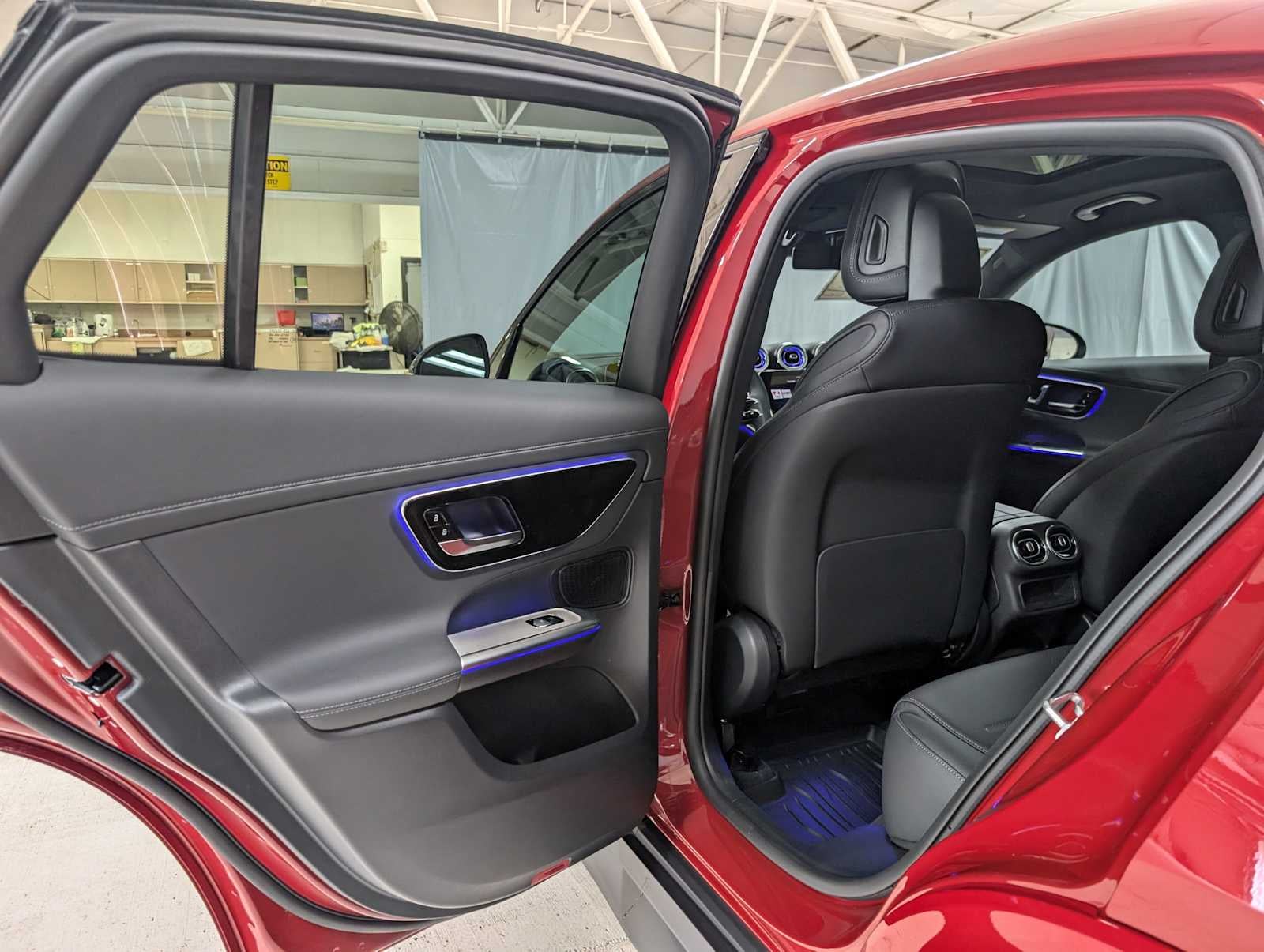 2025 Mercedes-Benz GLC GLC 300