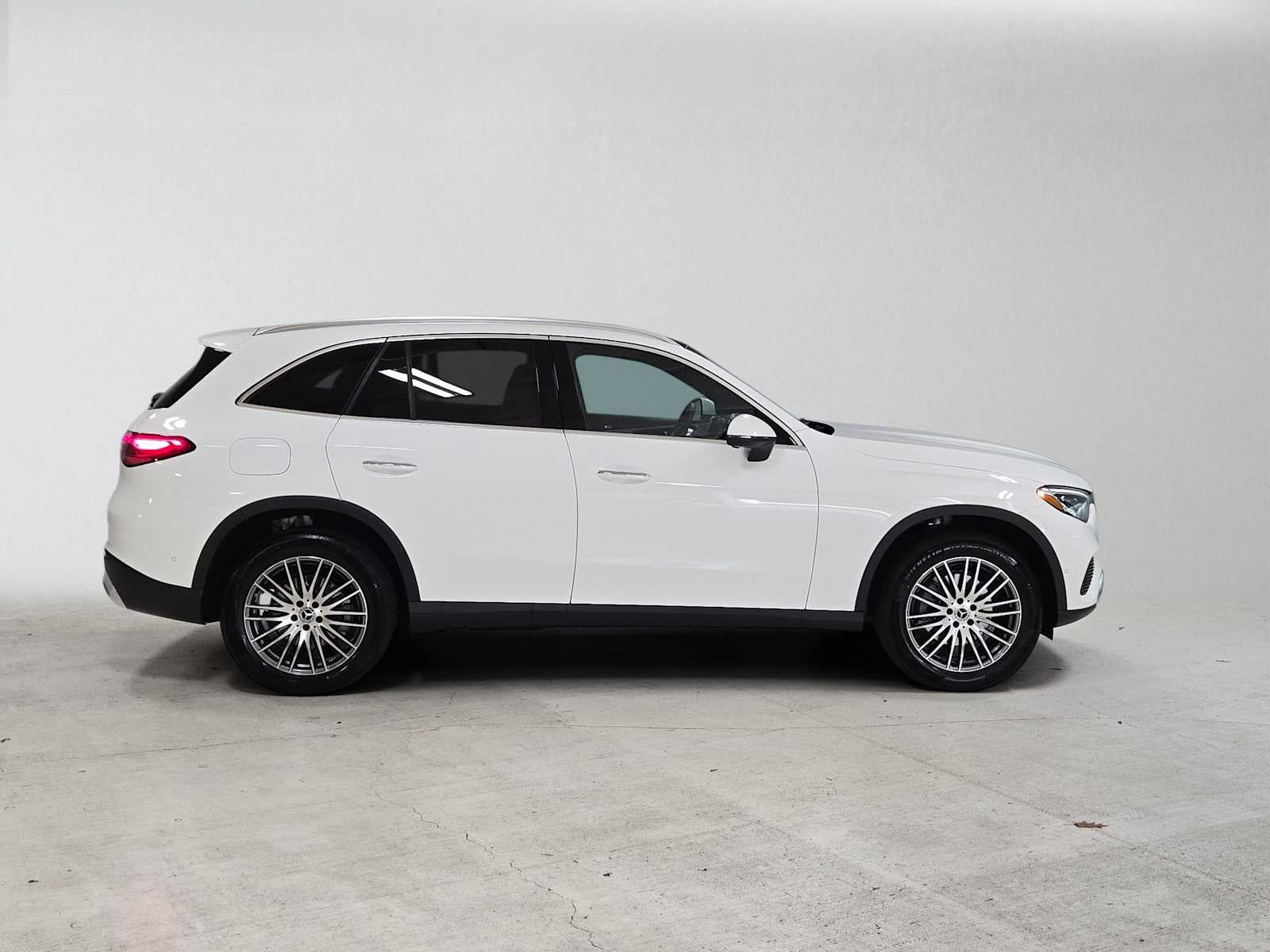 2027 Mercedes-Benz GLC 300 SUV