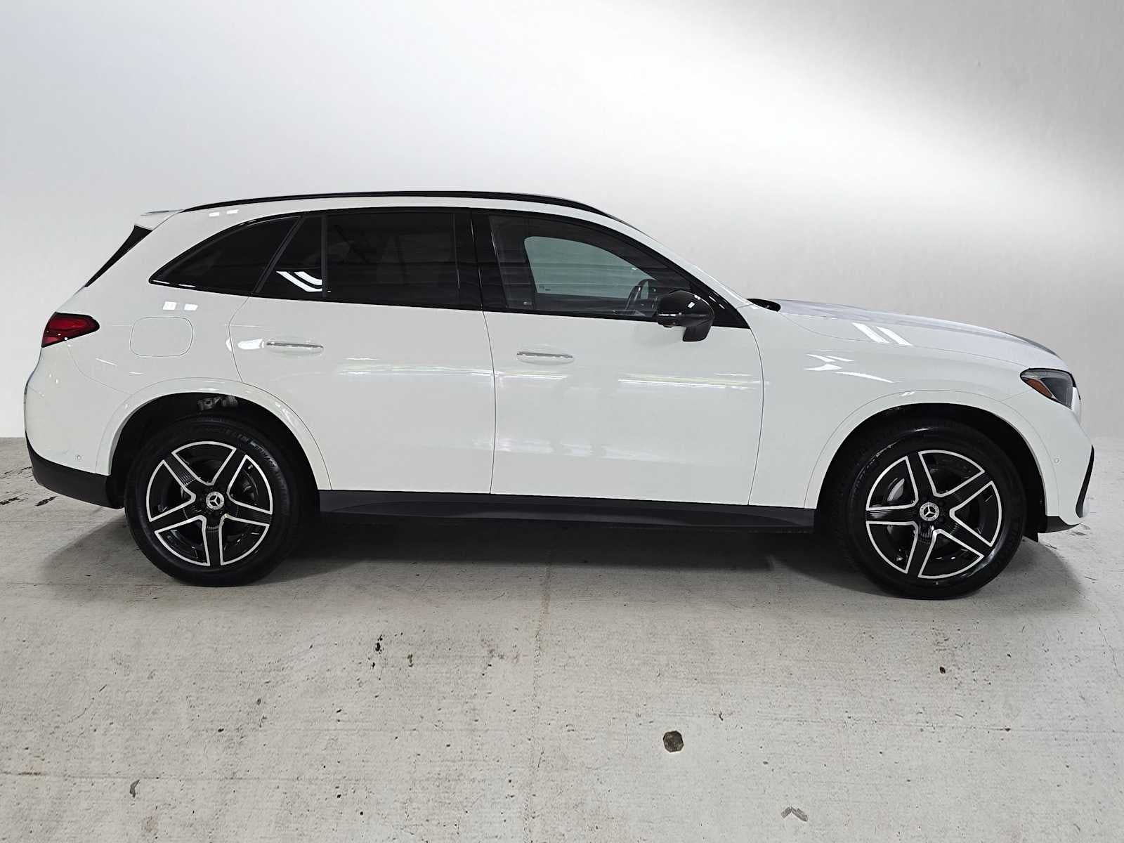 2024 Mercedes-Benz GLC 300 SUV