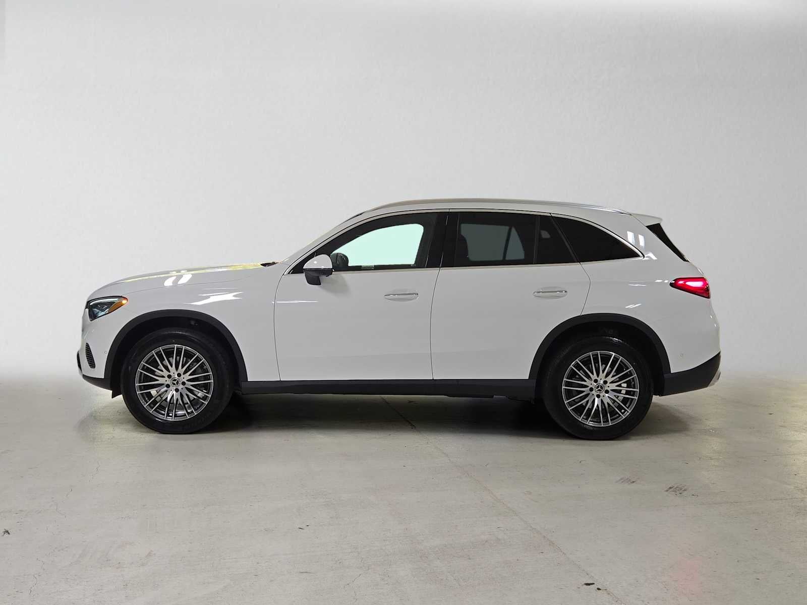 2027 Mercedes-Benz GLC 300 4MATIC® SUV