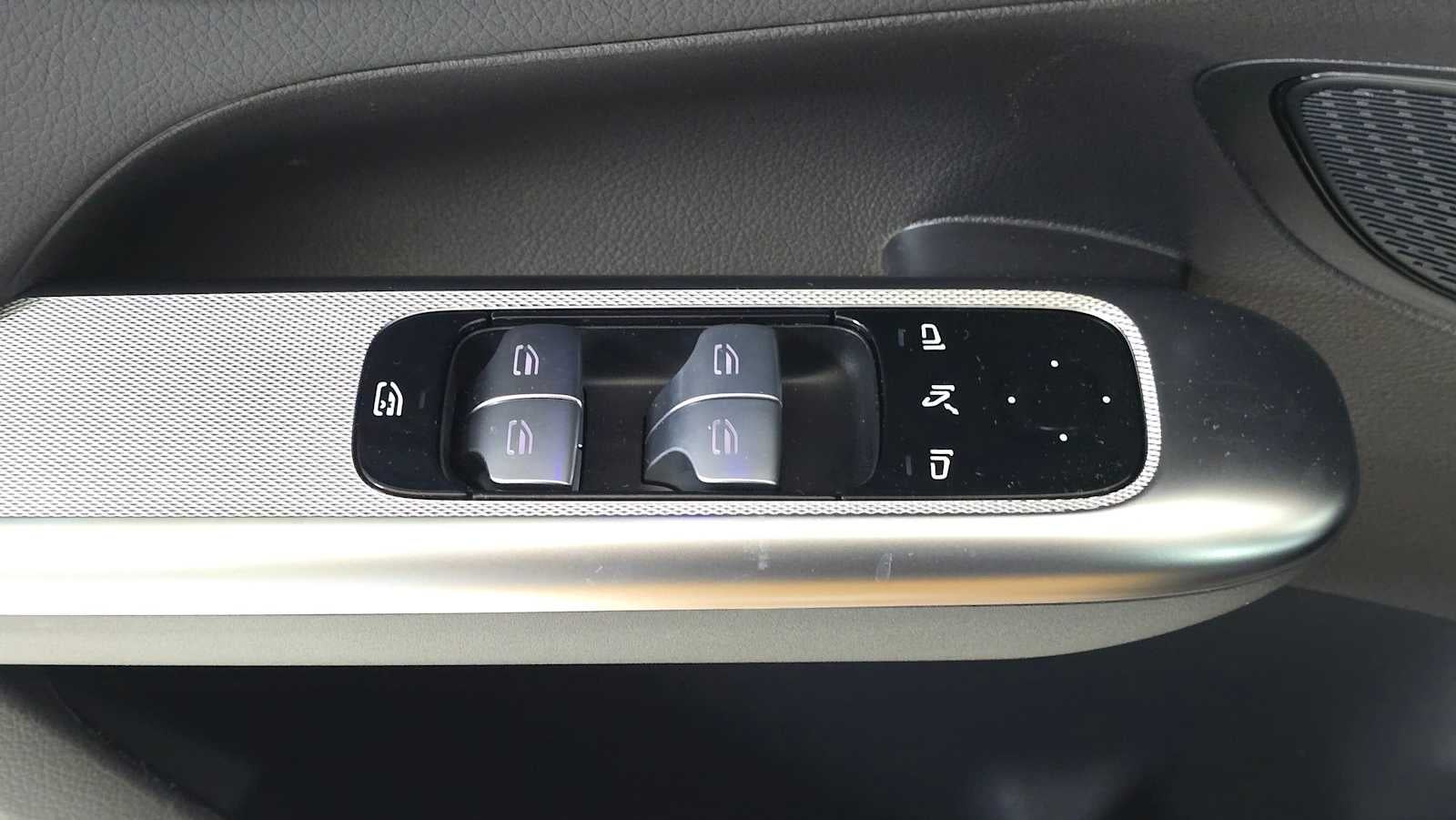 2026 Mercedes-Benz GLC 300 GLC 300