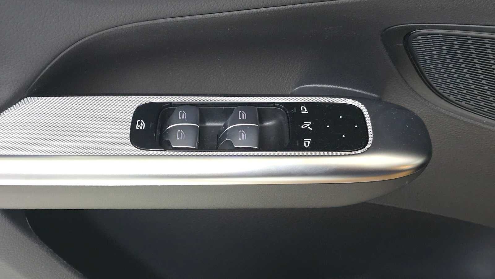 2026 Mercedes-Benz GLC 300 GLC 300