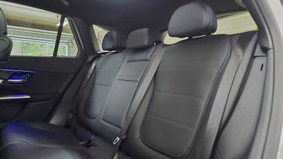 2026 Mercedes-Benz GLC 300 GLC 300