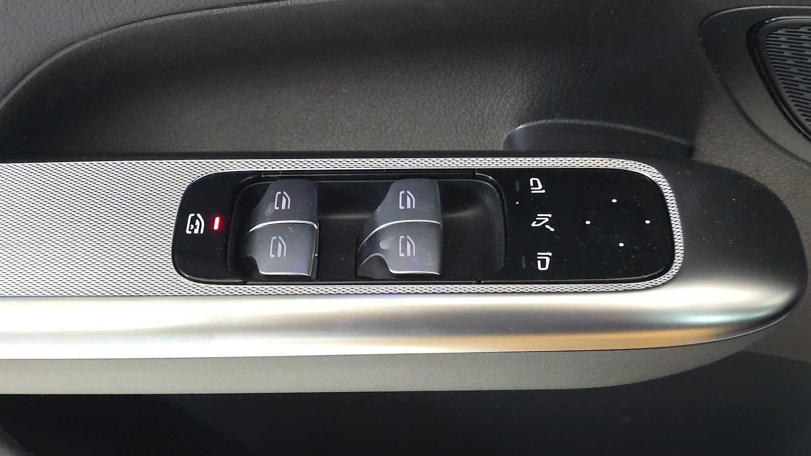 2026 Mercedes-Benz GLC 300 GLC 300