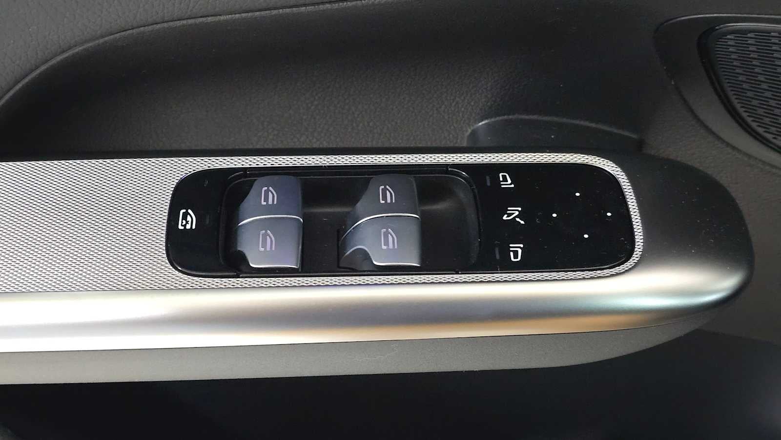 2026 Mercedes-Benz GLC 300 GLC 300