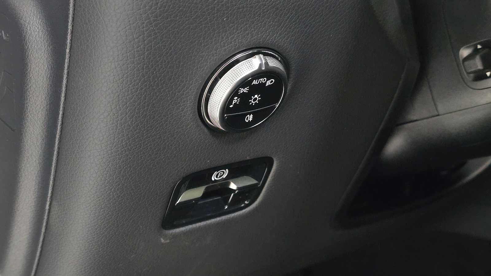 2026 Mercedes-Benz GLC 300 GLC 300