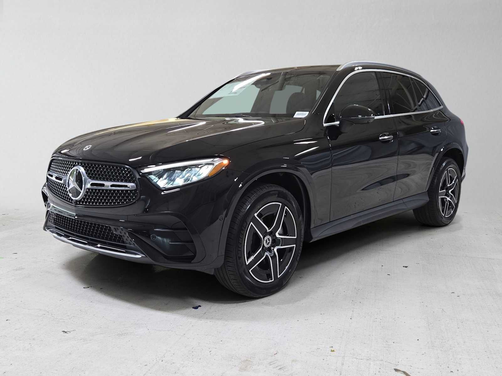 2027 Mercedes-Benz GLC 300 4MATIC® SUV