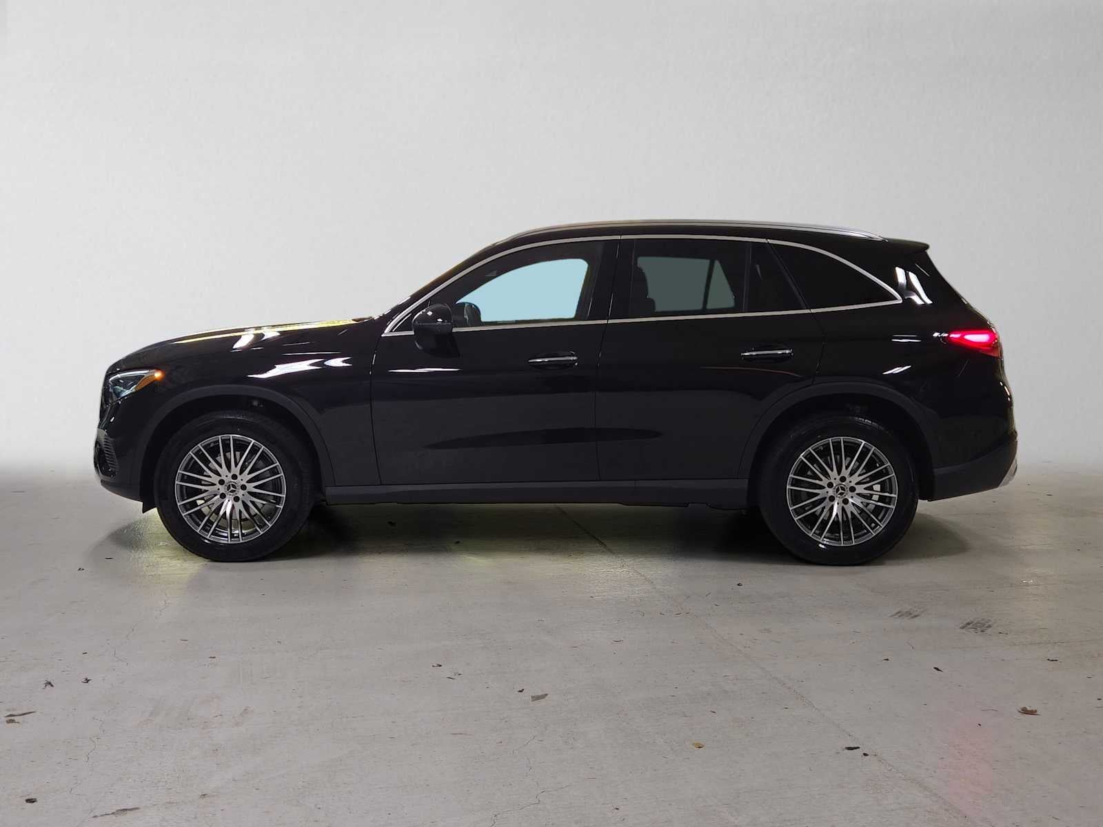 2027 Mercedes-Benz GLC 300 4MATIC® SUV