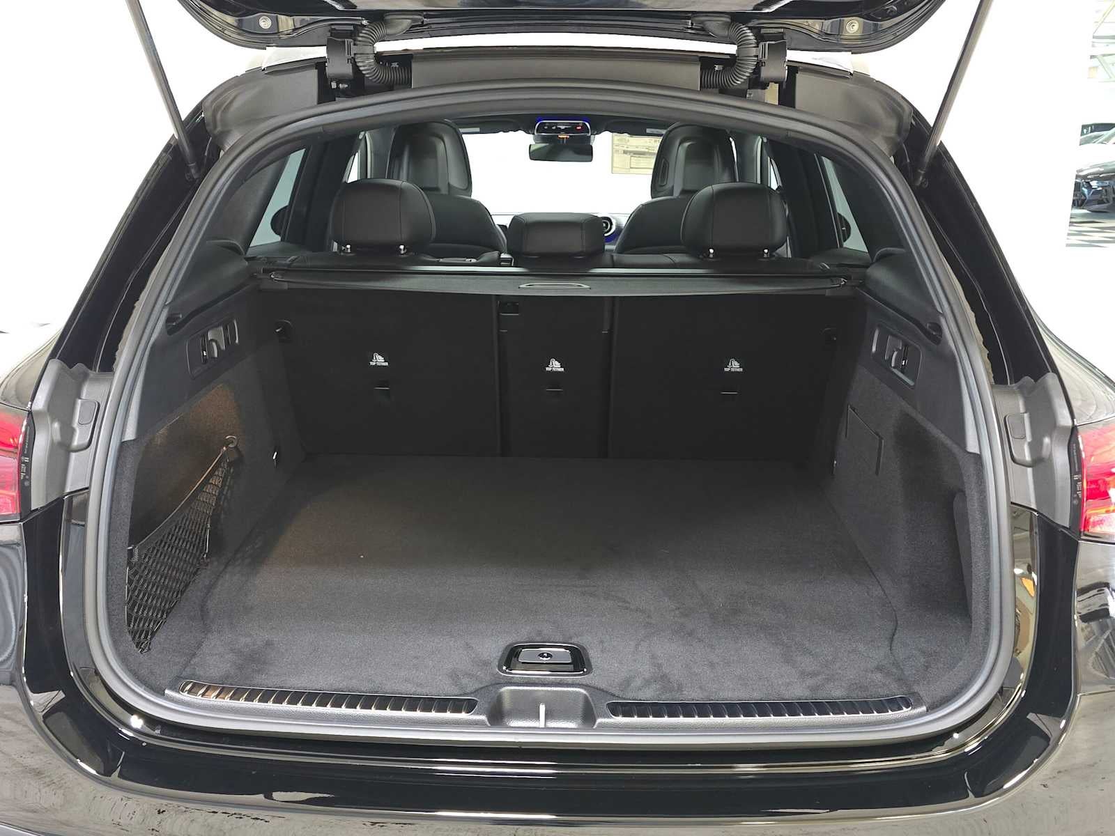 2027 Mercedes-Benz GLC 300 4MATIC® SUV