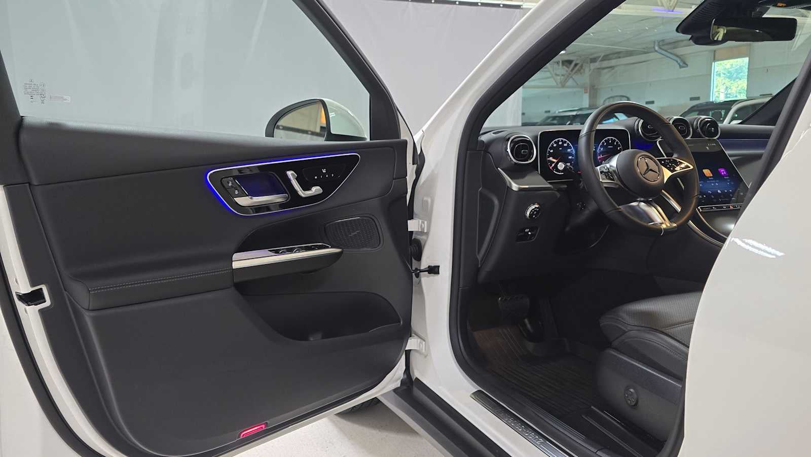 2025 Mercedes-Benz GLC GLC 300