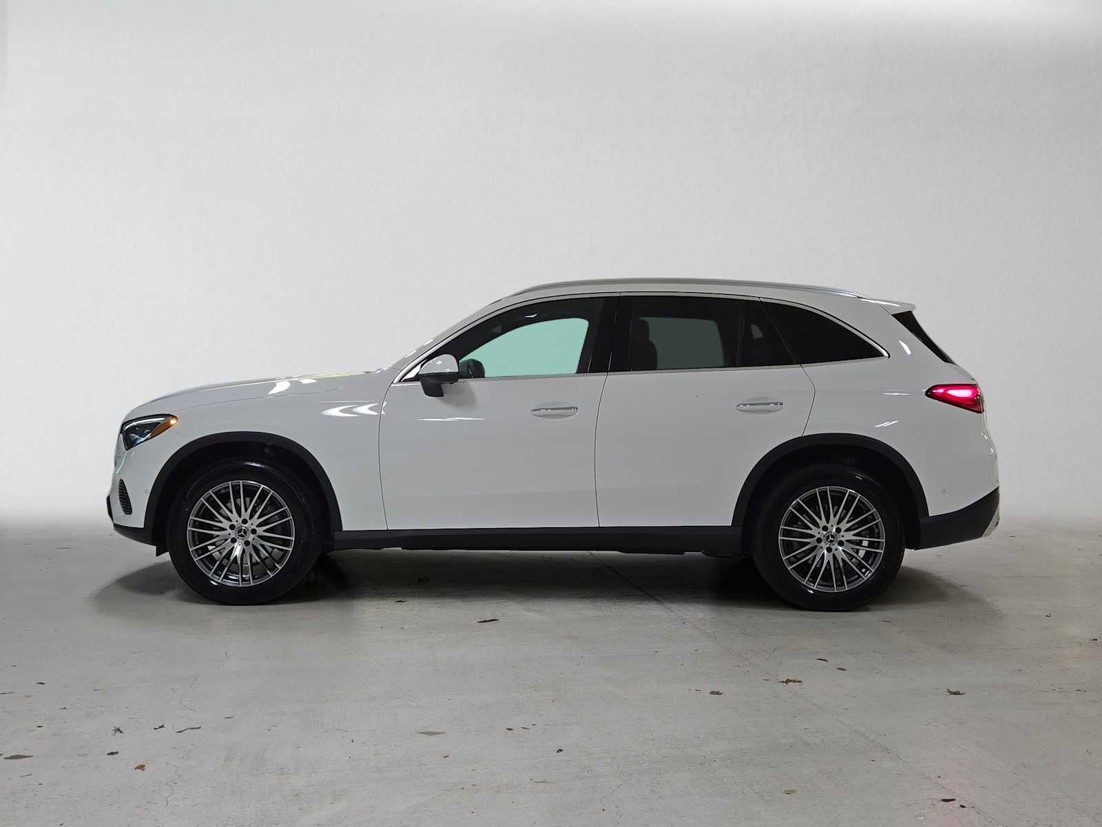 2027 Mercedes-Benz GLC 300 4MATIC® SUV