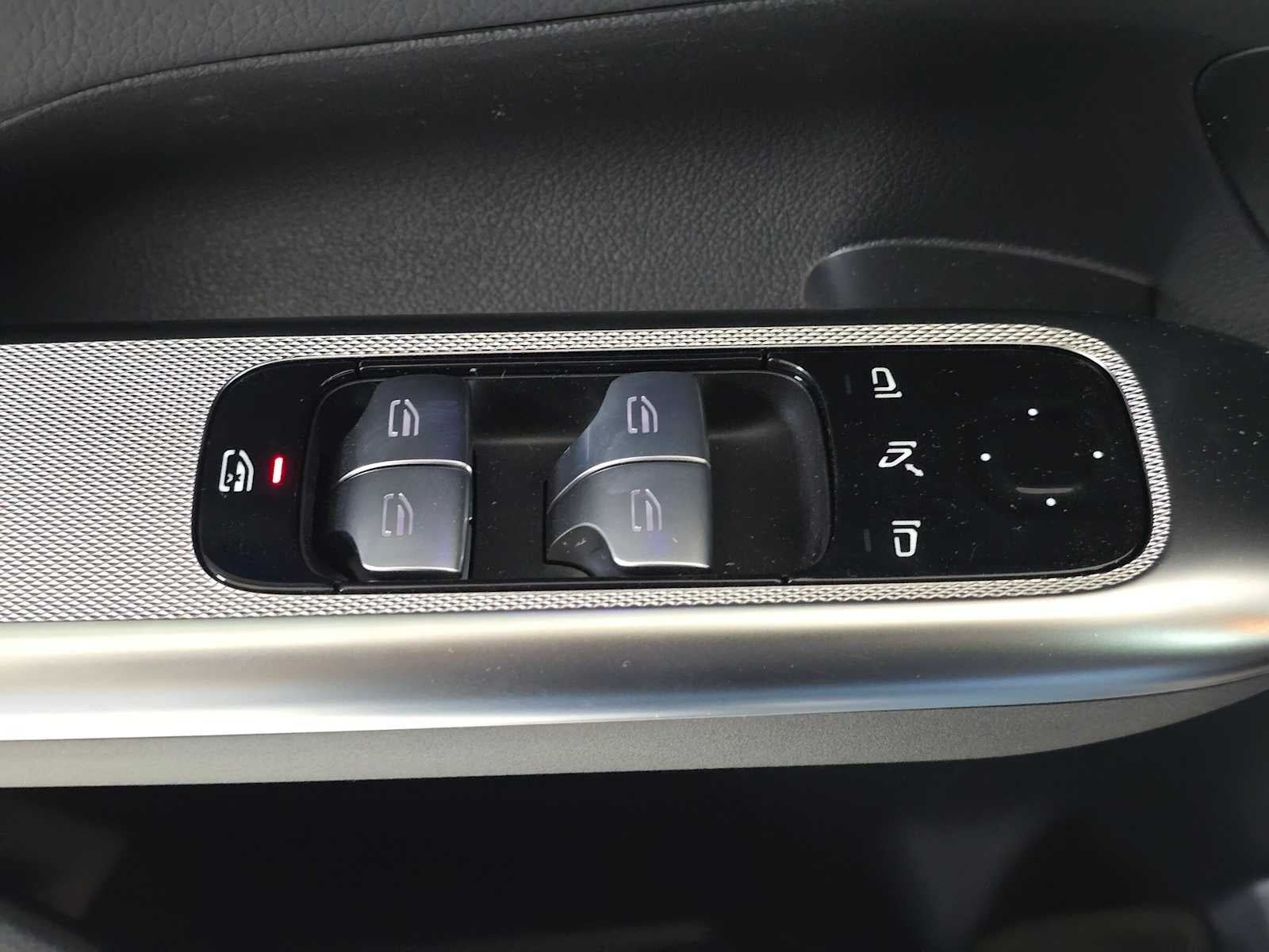 2027 Mercedes-Benz GLC 300 4MATIC® SUV