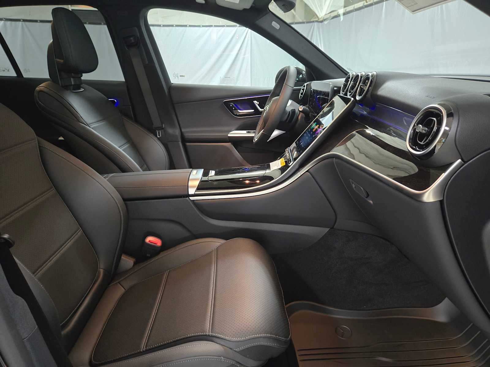 2027 Mercedes-Benz GLC 300 4MATIC® SUV