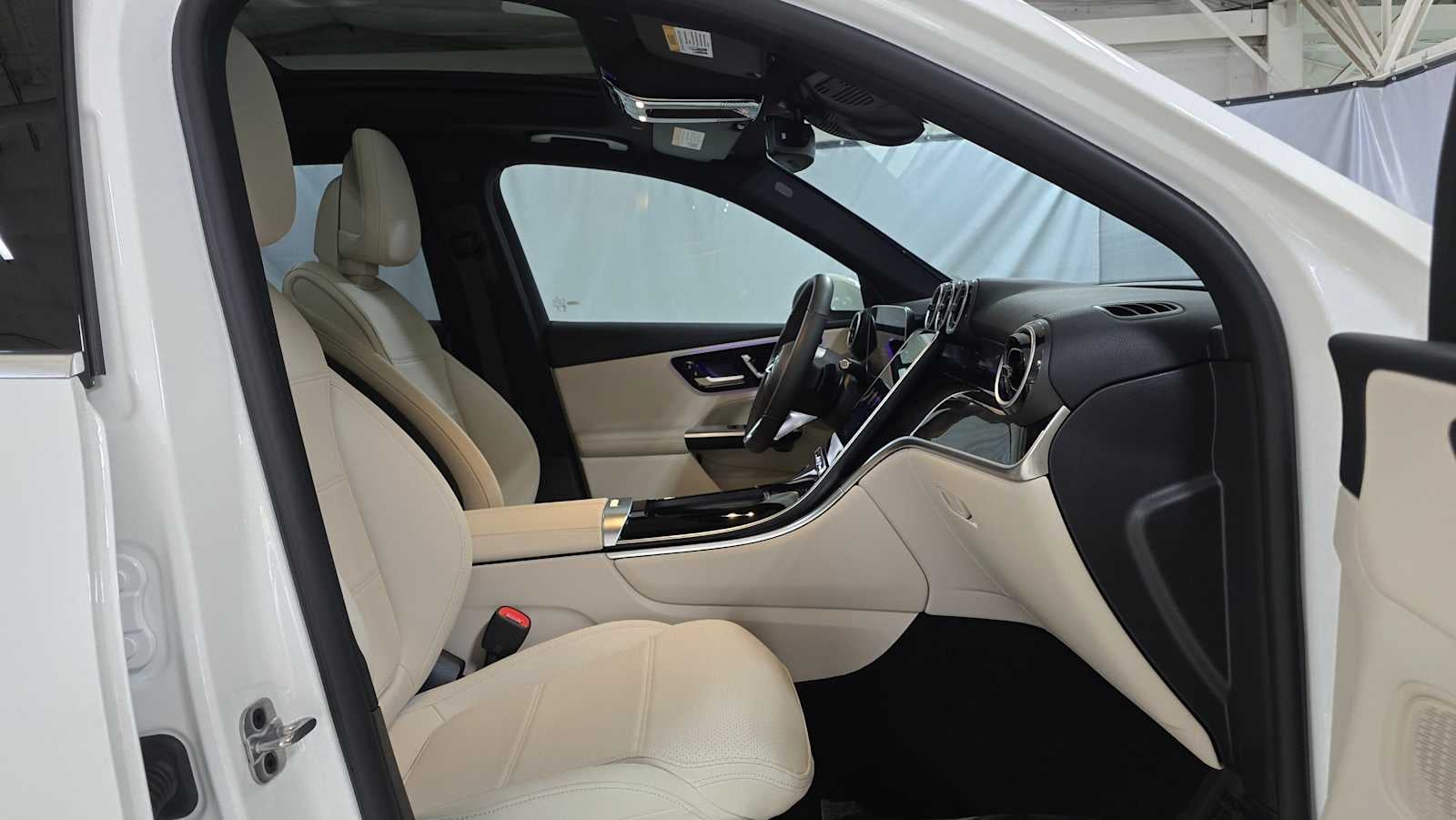 2025 Mercedes-Benz GLC 300 GLC 300