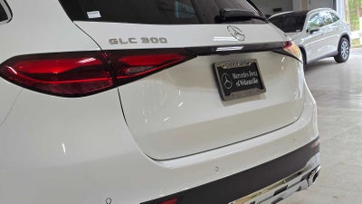 2025 Mercedes-Benz GLC 300 GLC 300