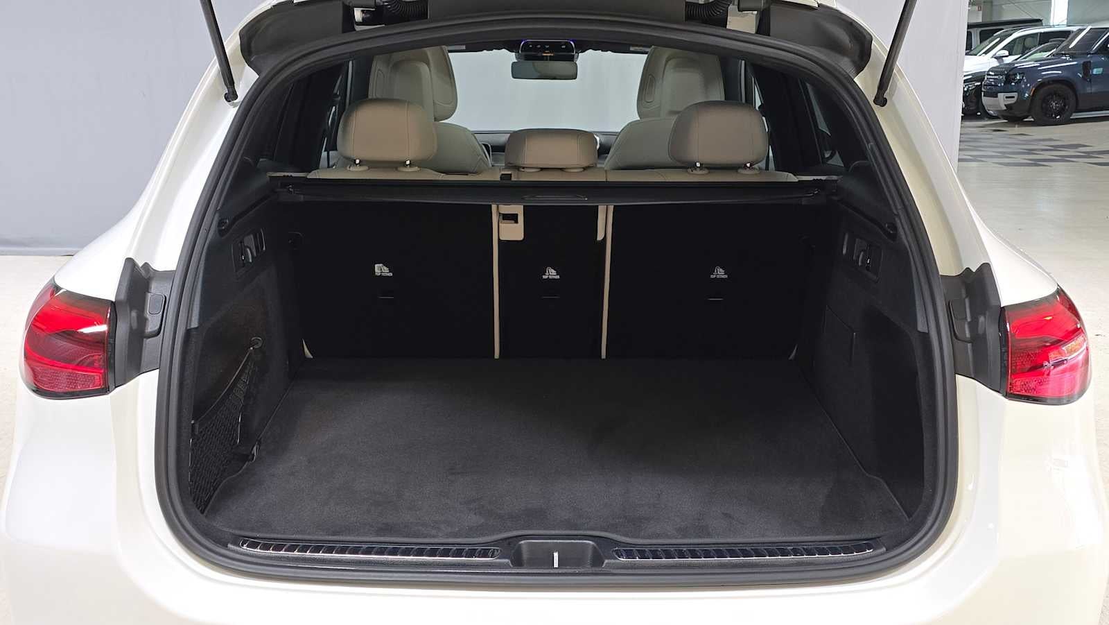 2025 Mercedes-Benz GLC 300 GLC 300