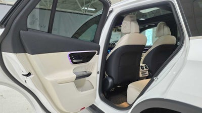 2025 Mercedes-Benz GLC 300 GLC 300