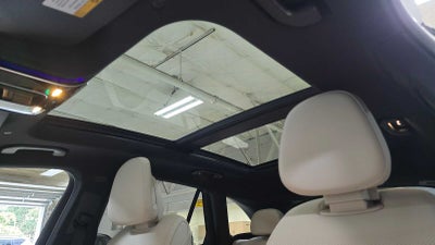 2025 Mercedes-Benz GLC 300 GLC 300