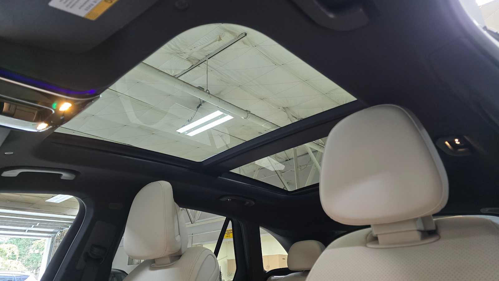 2025 Mercedes-Benz GLC 300 GLC 300