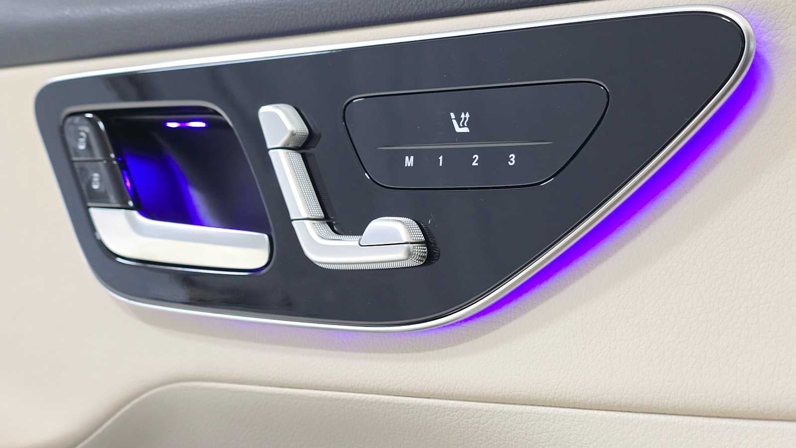 2025 Mercedes-Benz GLC 300 GLC 300