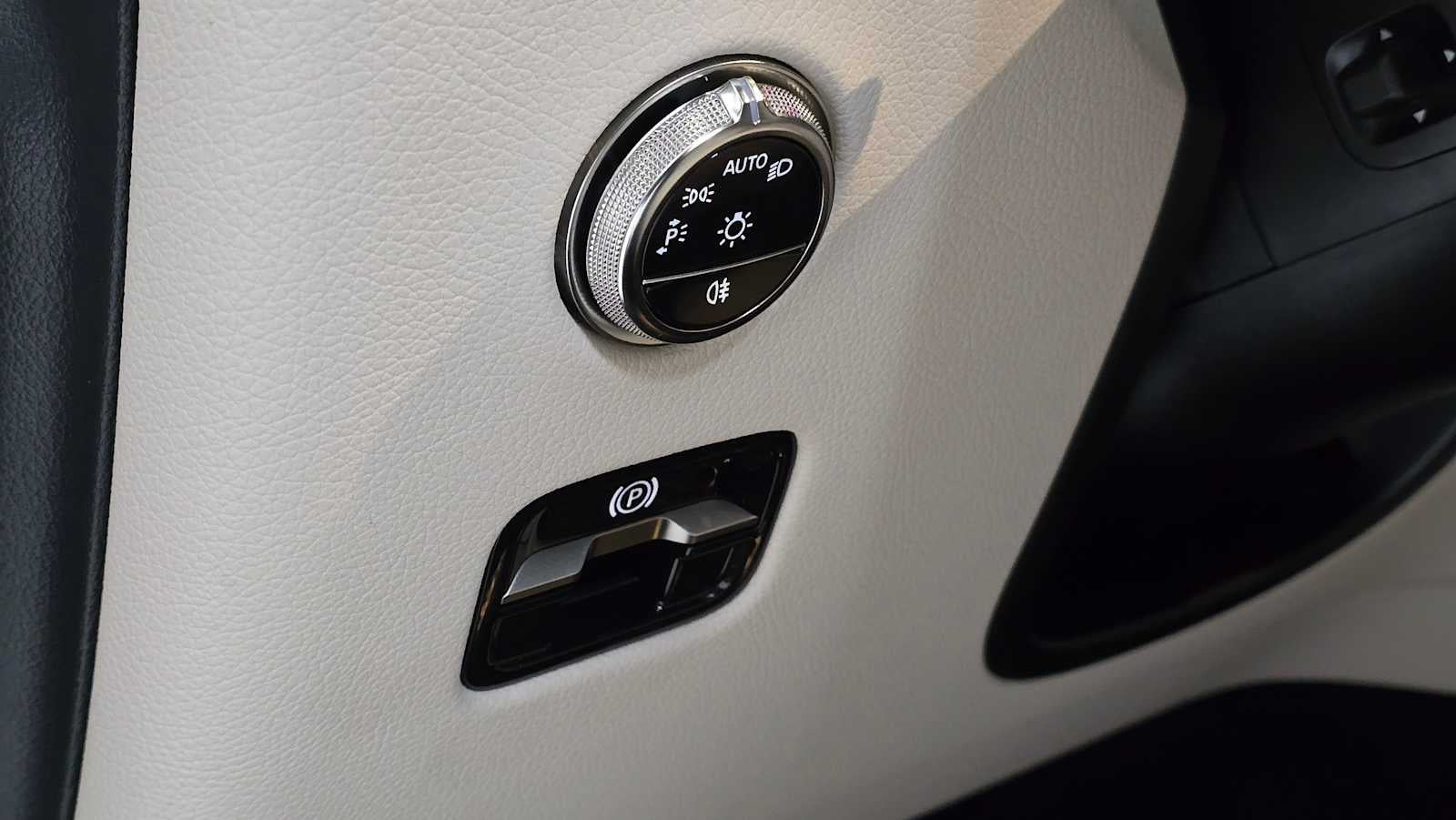 2025 Mercedes-Benz GLC 300 GLC 300