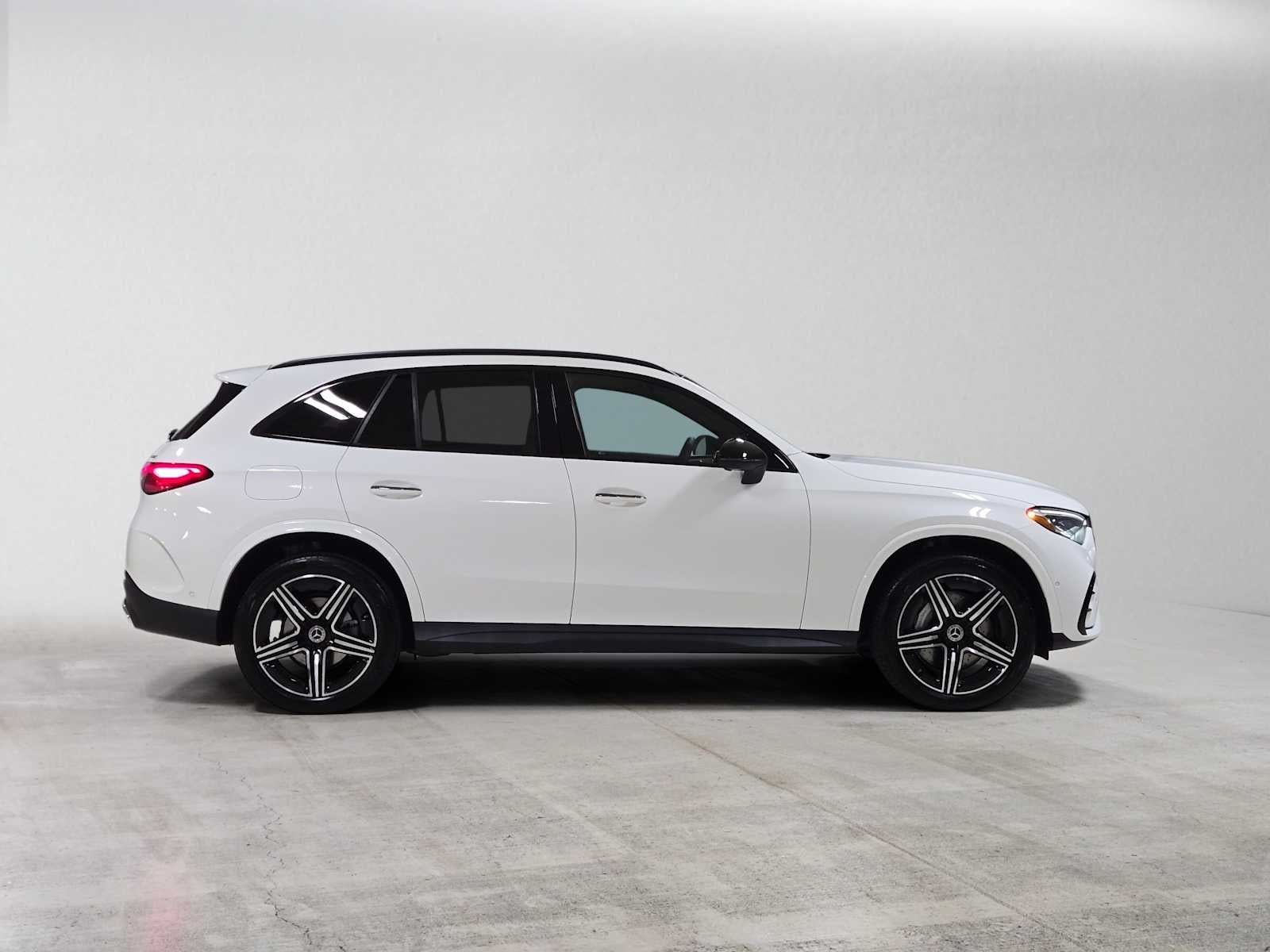 2027 Mercedes-Benz GLC 300 4MATIC® SUV