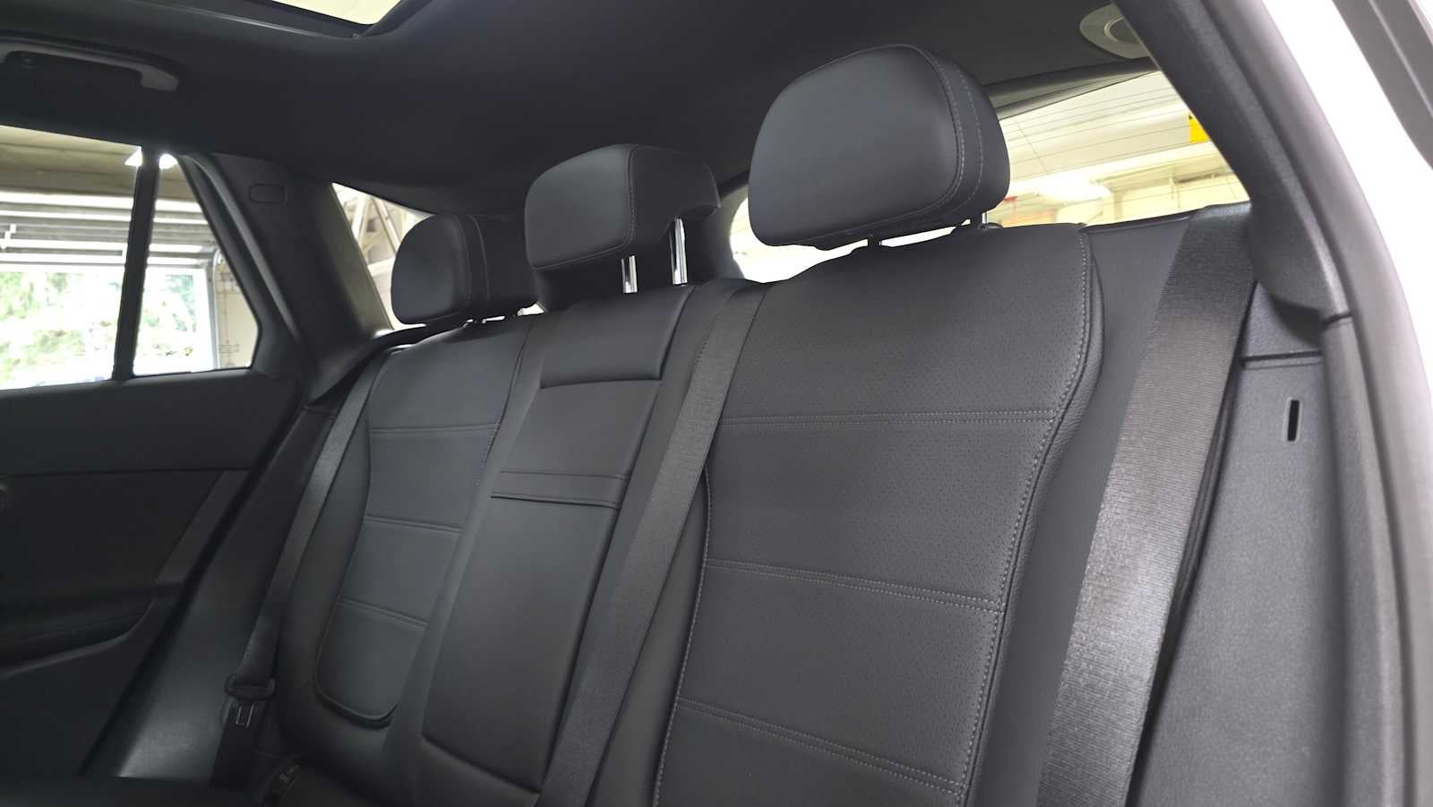 2025 Mercedes-Benz GLC 300 GLC 300