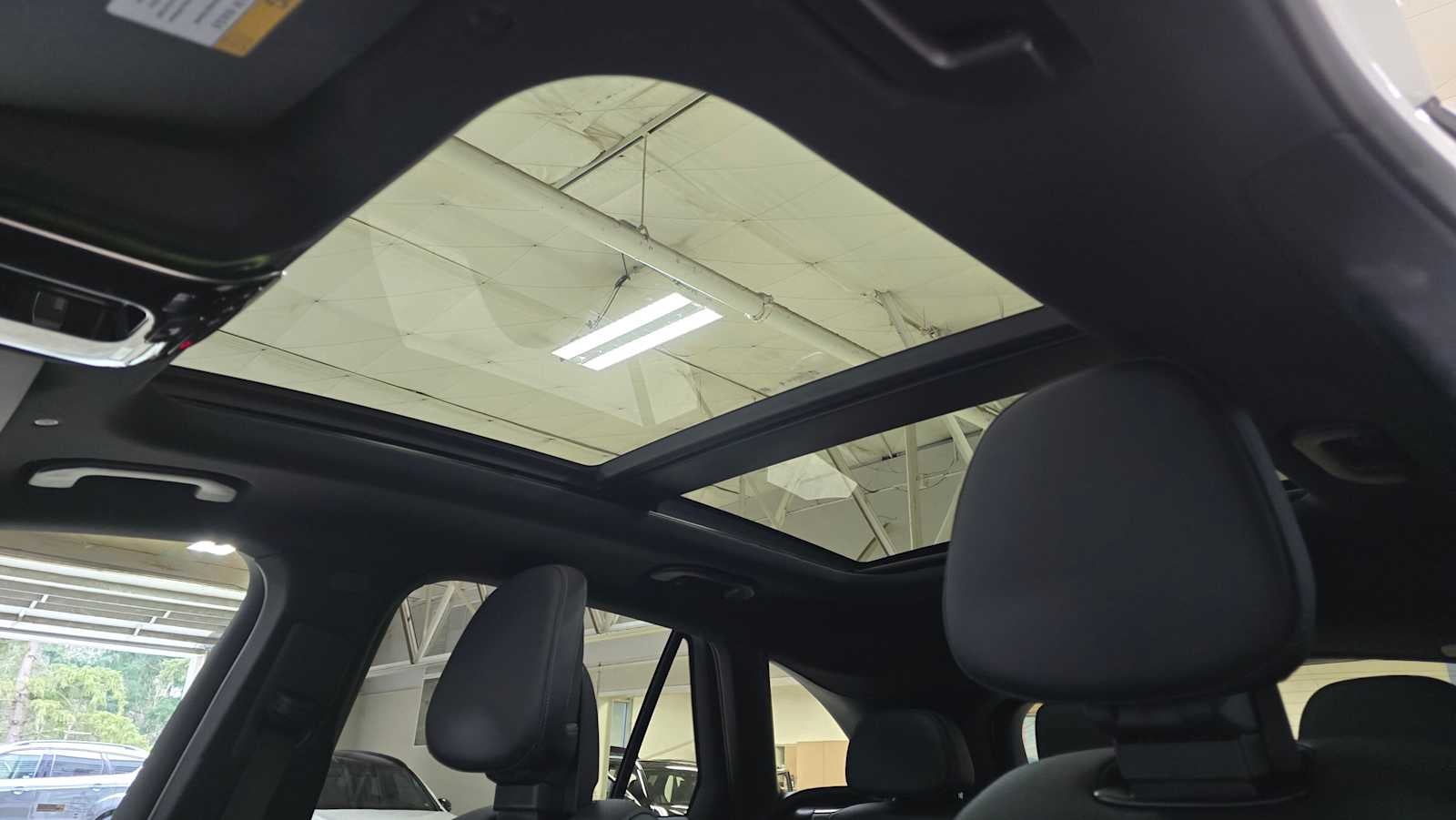 2025 Mercedes-Benz GLC 300 GLC 300