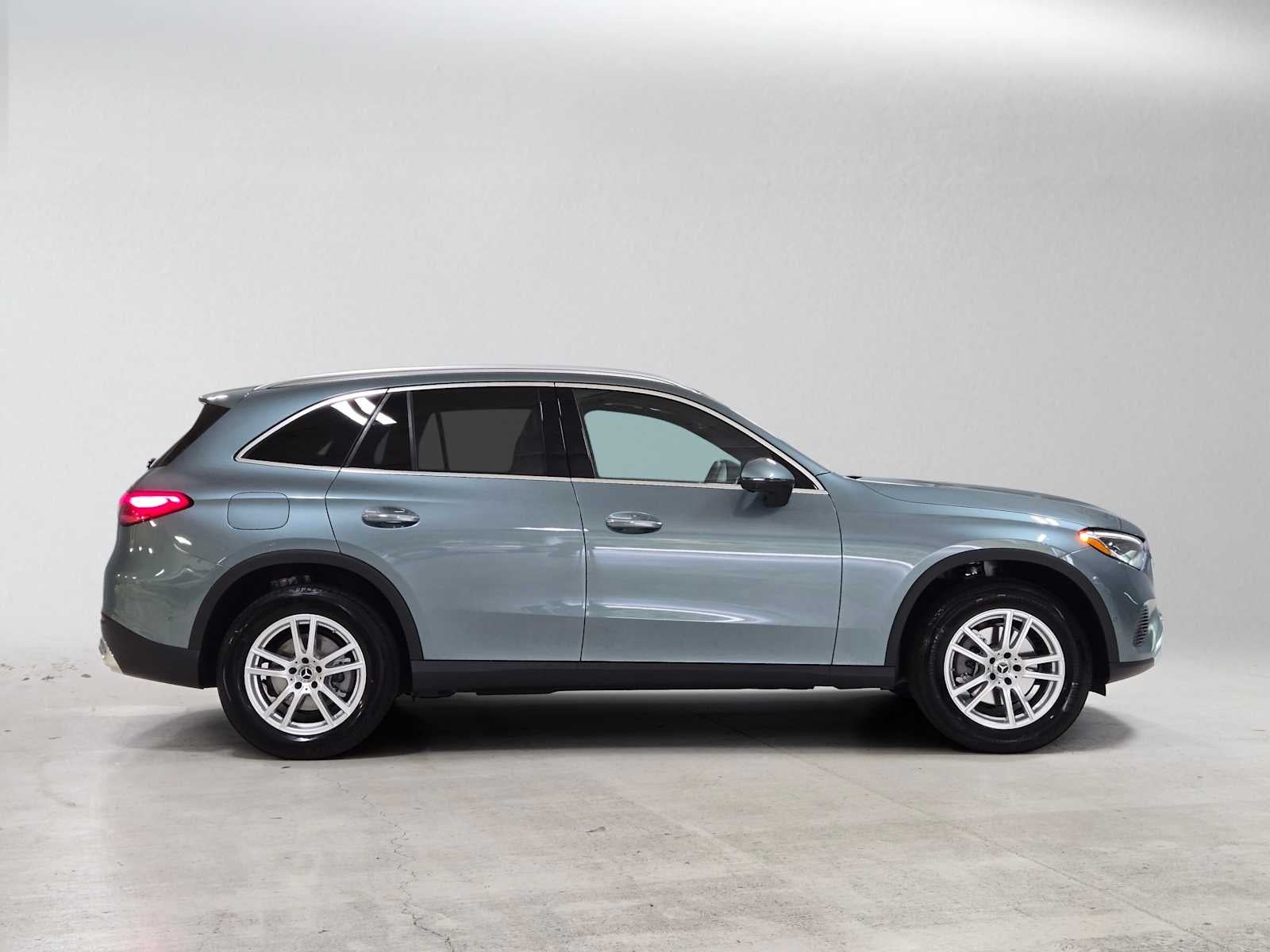 2027 Mercedes-Benz GLC 300 4MATIC® SUV