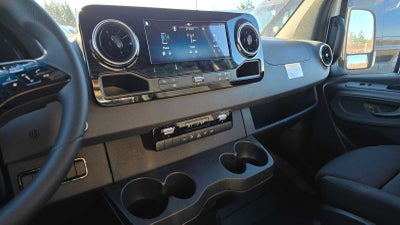 2025 Mercedes-Benz Sprinter 2500 Standard Roof I4 Diesel 144" RWD