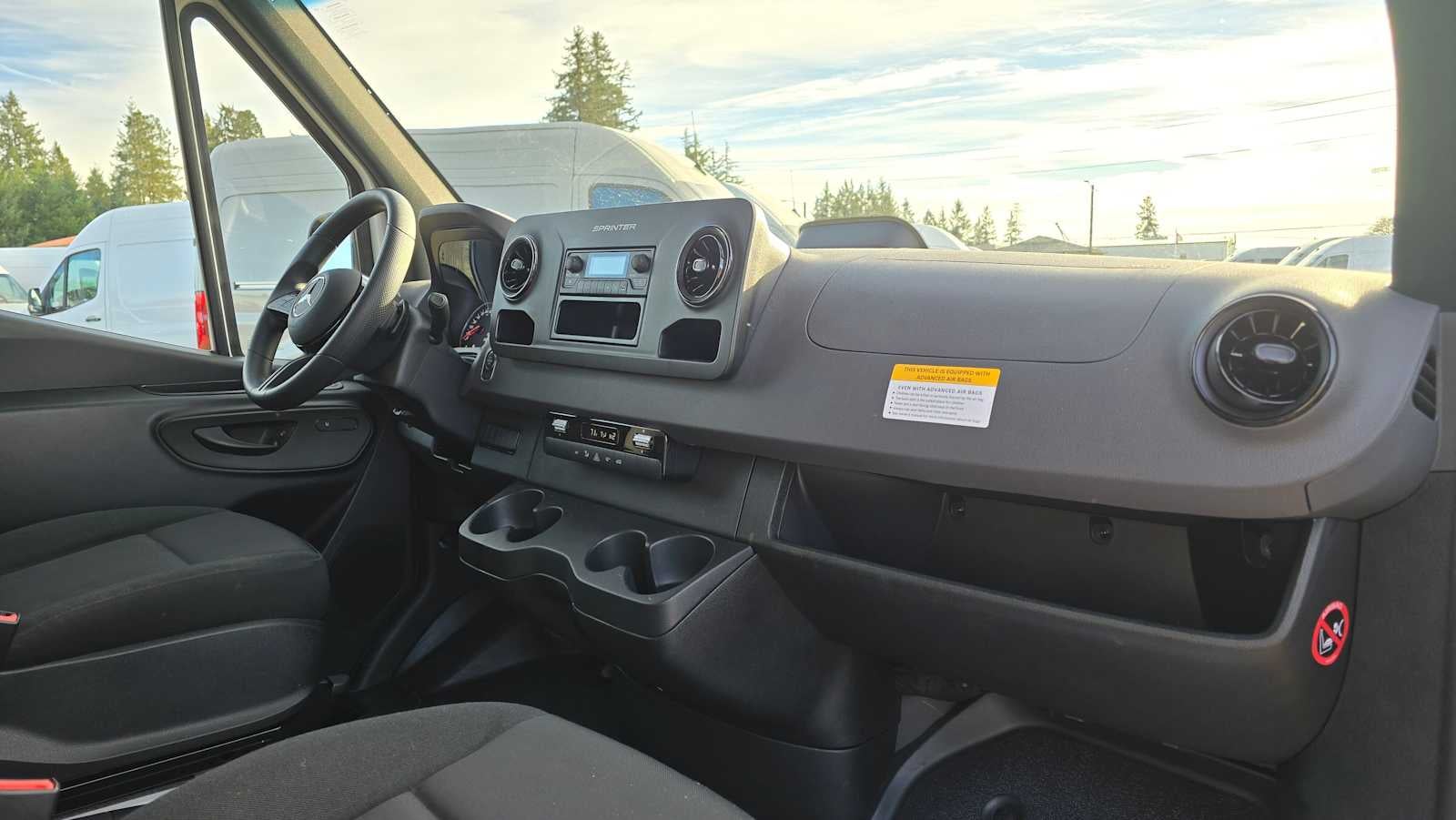 2025 Mercedes-Benz Sprinter 2500 Standard Roof I4 Diesel 144" RWD