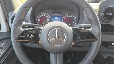 2025 Mercedes-Benz Sprinter 2500 Standard Roof I4 Diesel 144" RWD