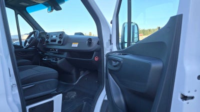 2025 Mercedes-Benz Sprinter 2500 Standard Roof I4 Diesel 144" RWD