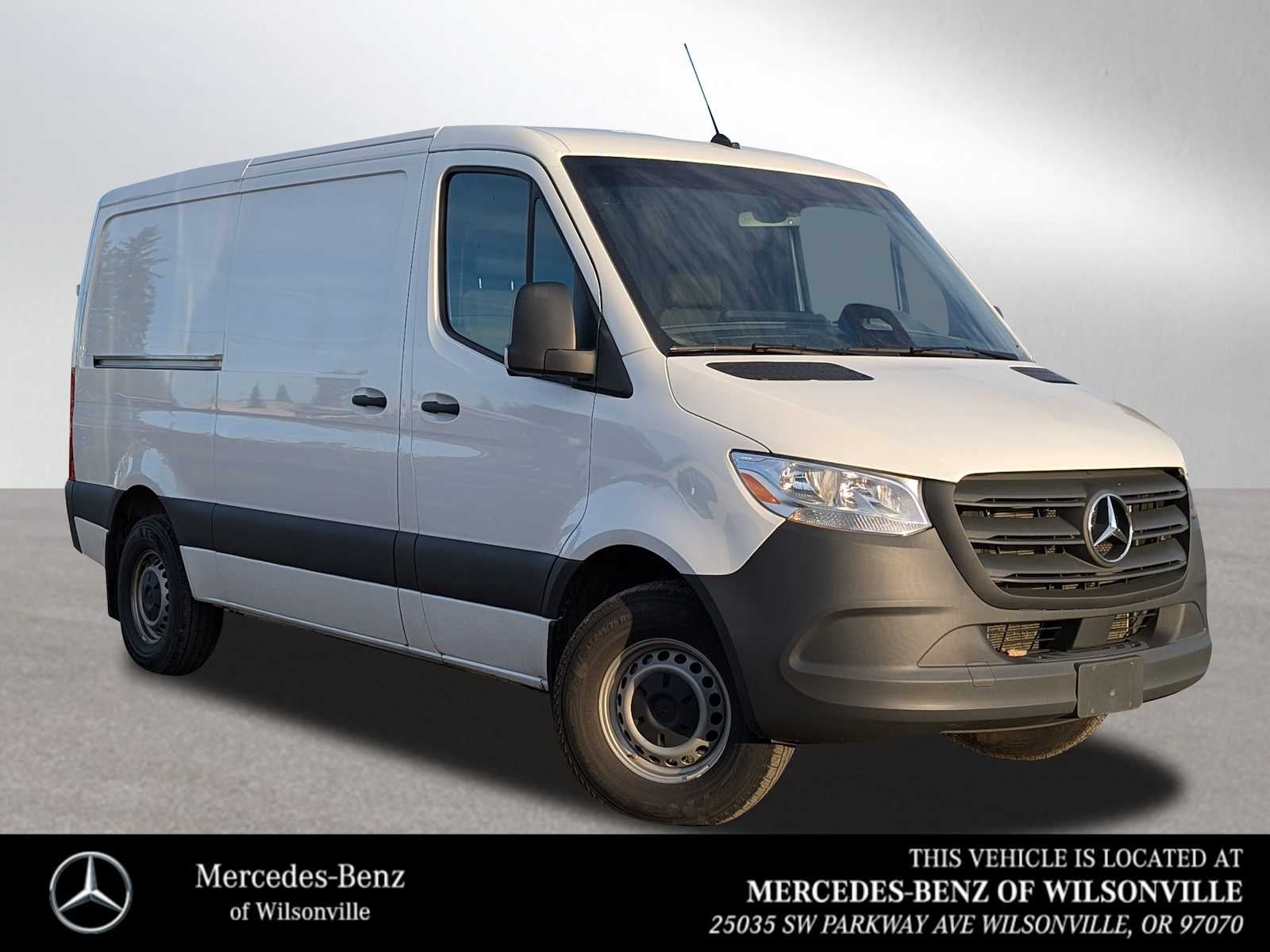 2025 Mercedes-Benz Sprinter 2500 Standard Roof I4 Diesel 144" RWD