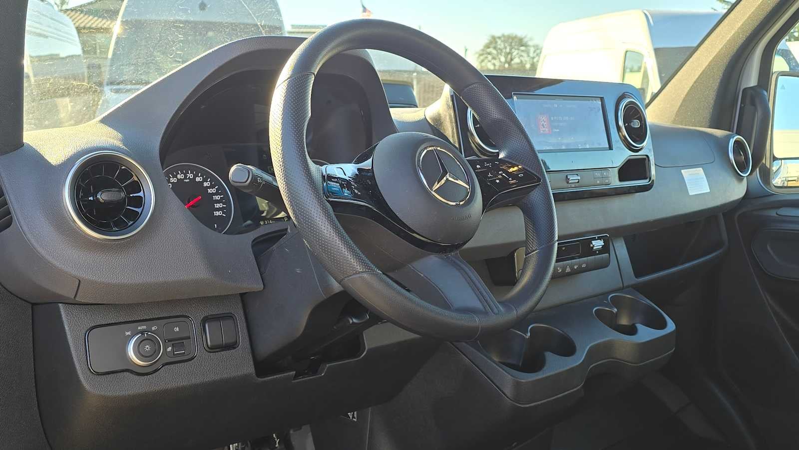 2025 Mercedes-Benz Sprinter 2500 Standard Roof I4 Diesel 144" RWD