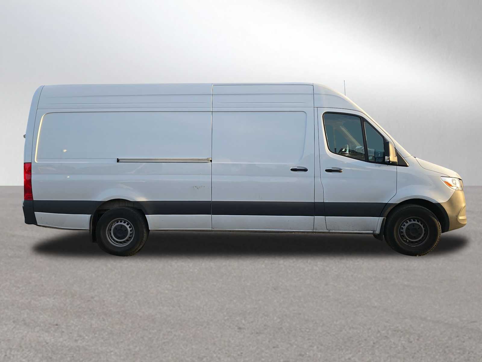 2025 Mercedes-Benz Sprinter 2500 High Roof I4 Diesel 170" RWD