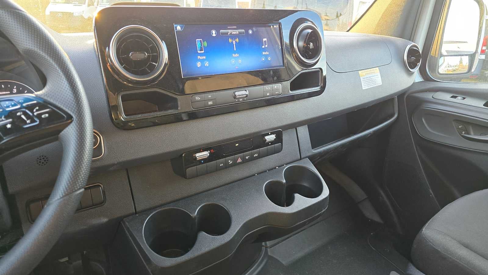 2025 Mercedes-Benz Sprinter 2500 High Roof I4 Diesel 170" RWD