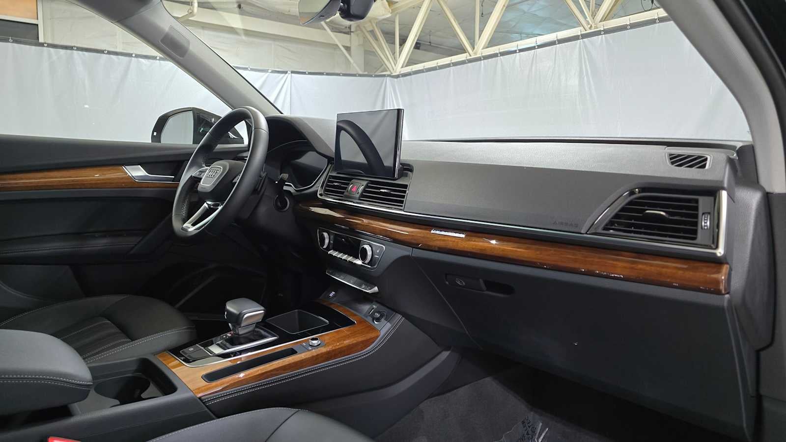 2023 Audi Q5 Premium Plus