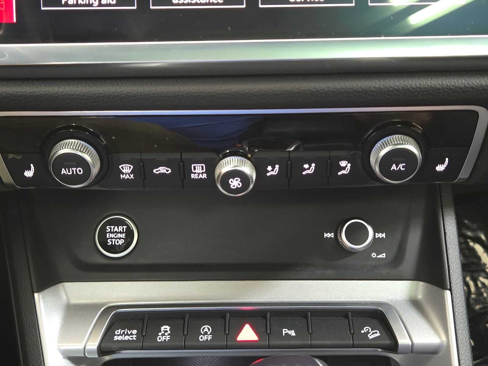 2023 Audi Q3 S line Premium