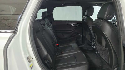 2019 Audi Q7 Prestige