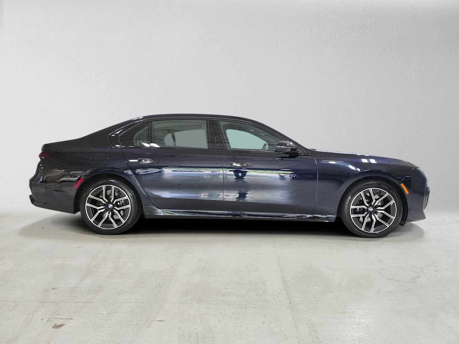 2023 BMW 760i xDrive 760i xDrive