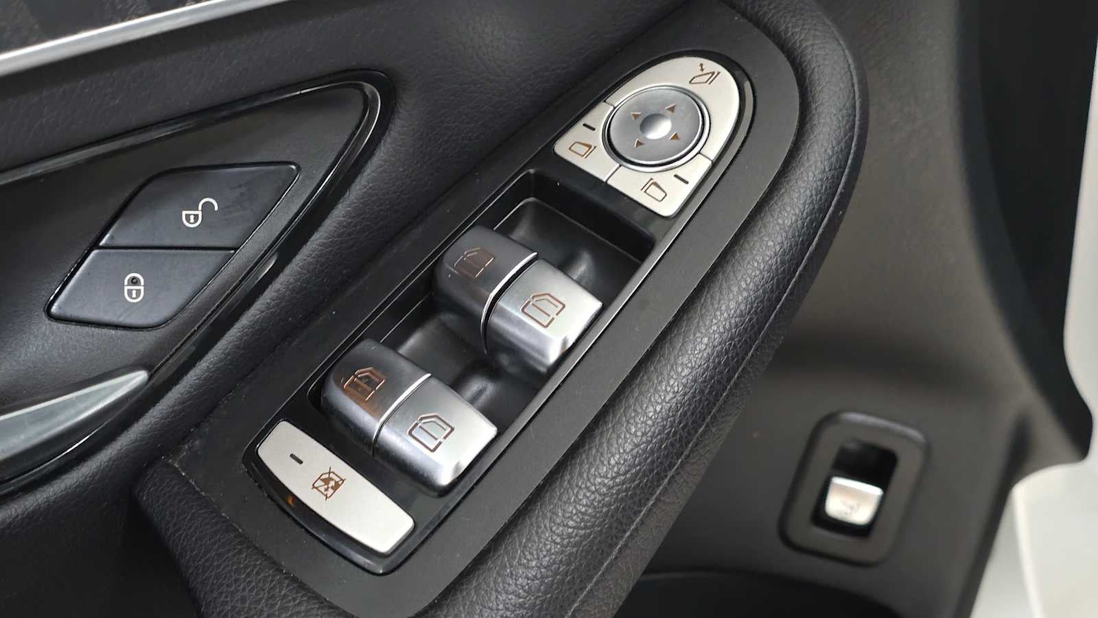 2018 Mercedes-Benz GLC 300 4MATIC® SUV